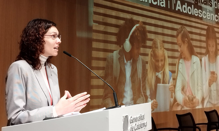 Impulso a la Tecnología Femenina: Sesión de Trabajo en Red en Reus