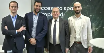 El ministre Jordi Hereu visita Open Cosmos a Barcelona